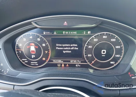 2018 Audi Q5 2.0T Premium/2.0T Tech Premium z USA, uszkodzony, nr VIN WA1CNAFY3J2137242